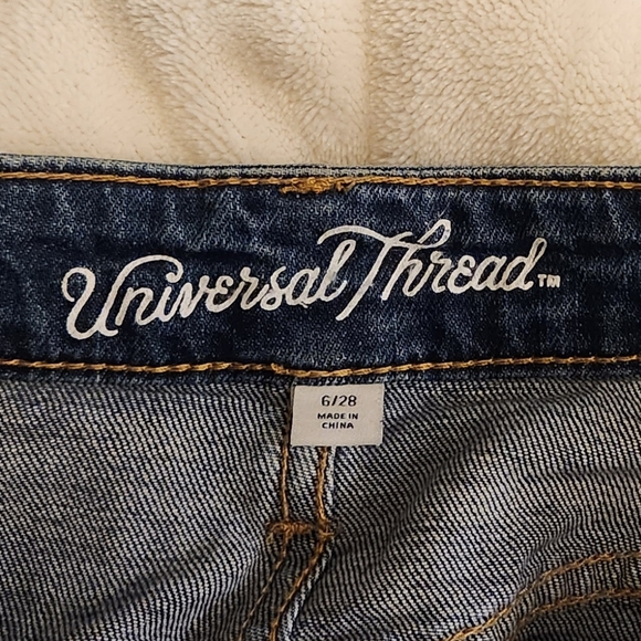 Universal Thread denim skirt size 6/28 - Picture 5 of 7